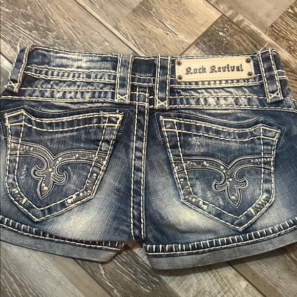 Rock Revival Distressed Blue Jean Shorts size 24 - Picture 3 of 5